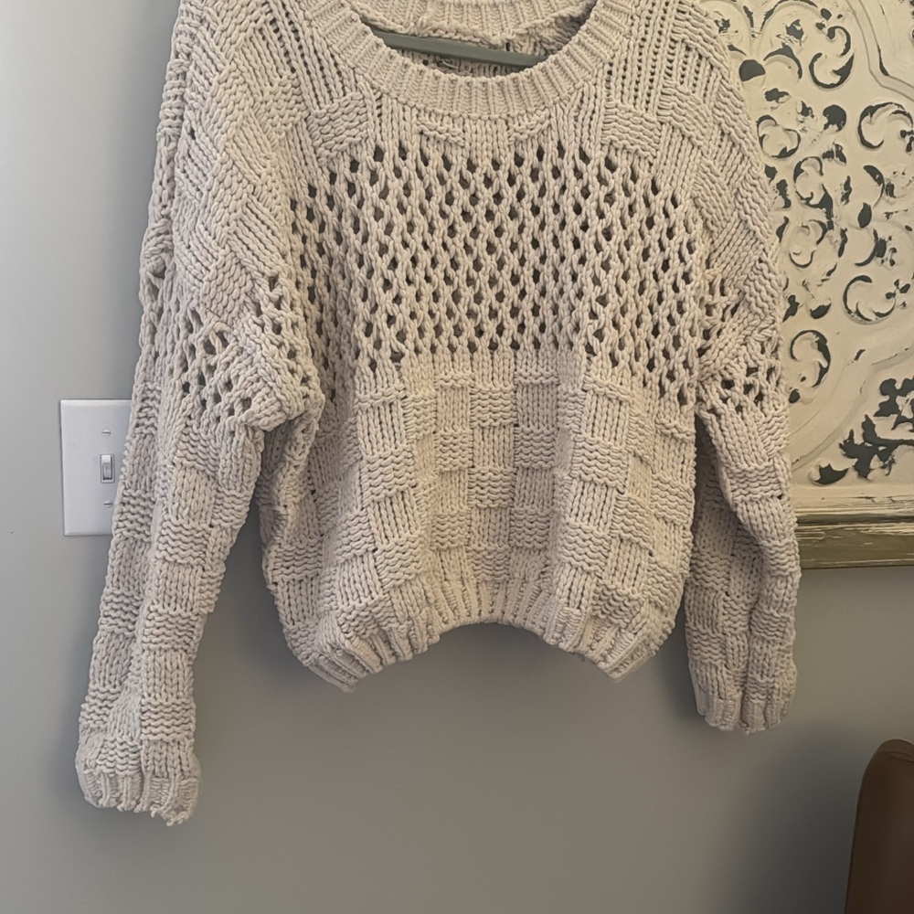 Women's Cream Sweater